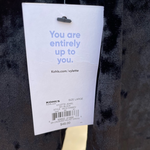 Vylette Black Dress - Picture 7 of 8